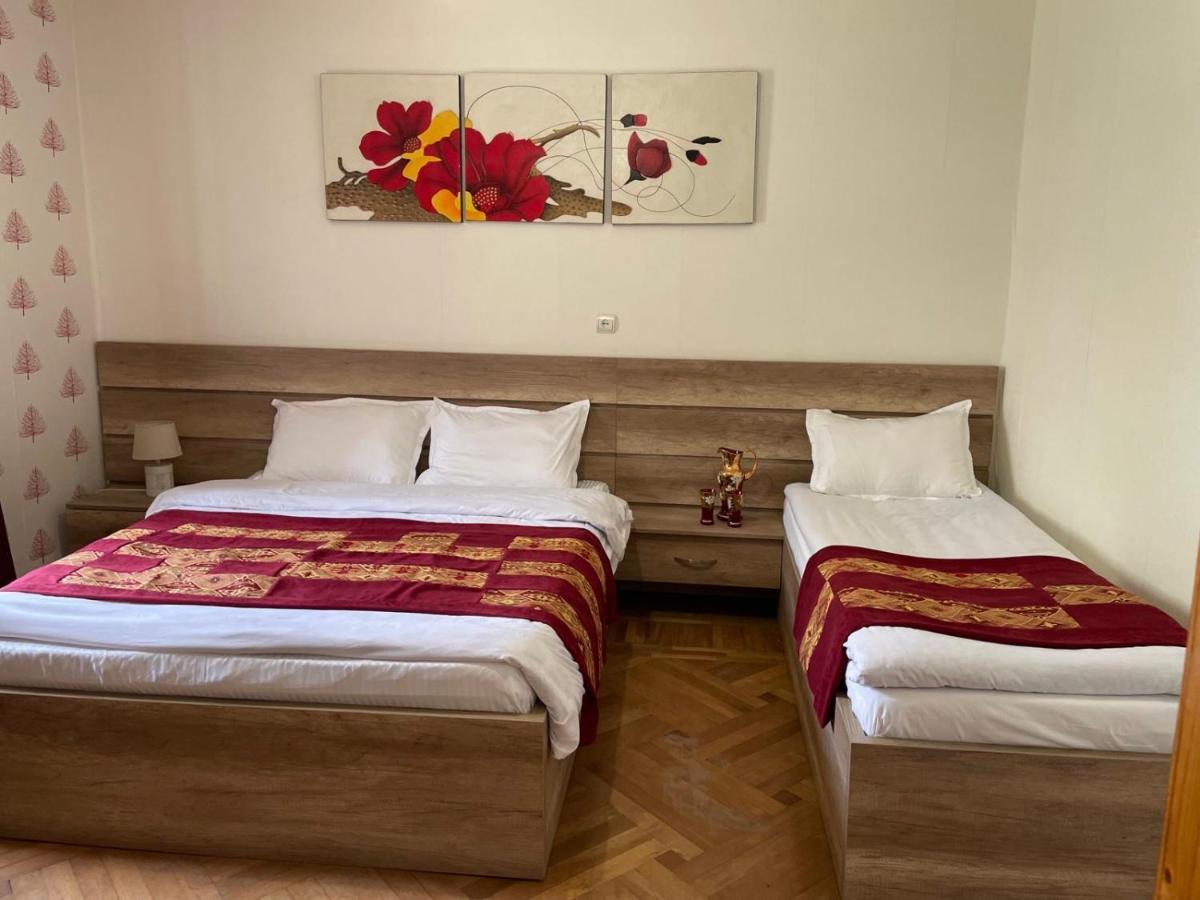 Story Guesthouse Kazbegi Bagian luar foto